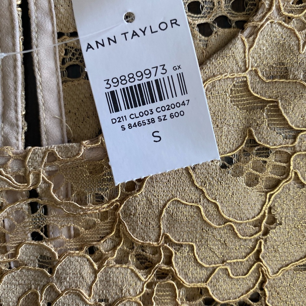 Ann Taylor Gold Lace Blouse size S NWT - Picture 4 of 12